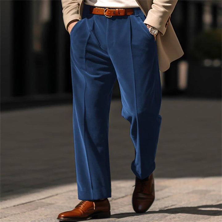 Men Easy Wash Mid-Rise Regular Trousers