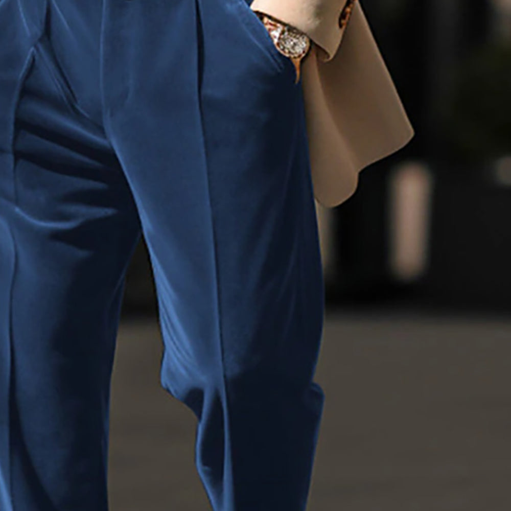 Men Easy Wash Mid-Rise Regular Trousers