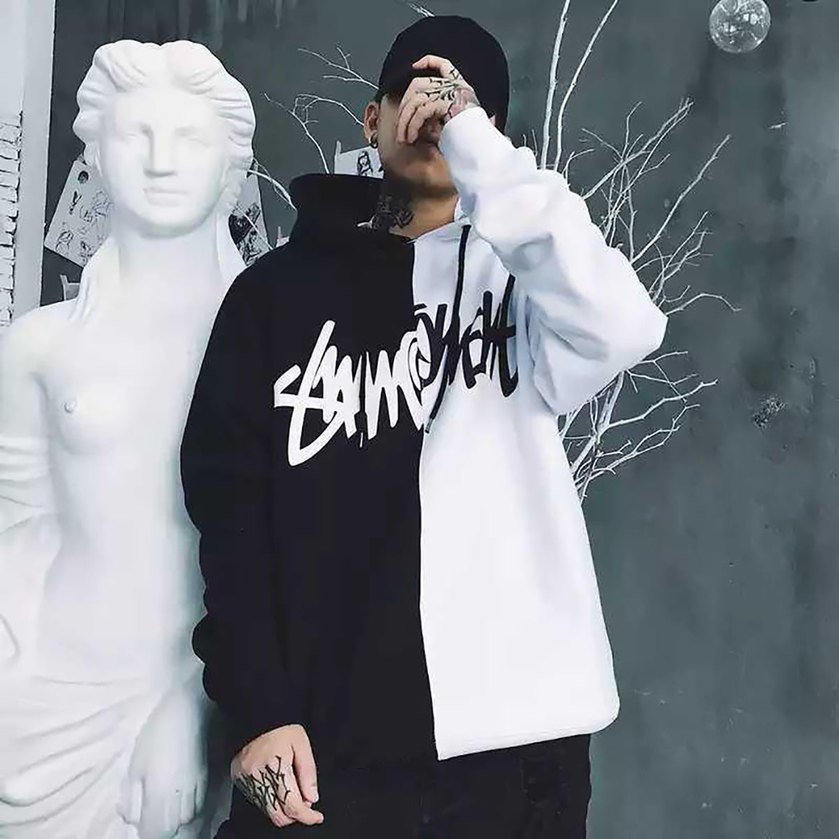 Men Typography Printed Hood Pullover Sweatshirt