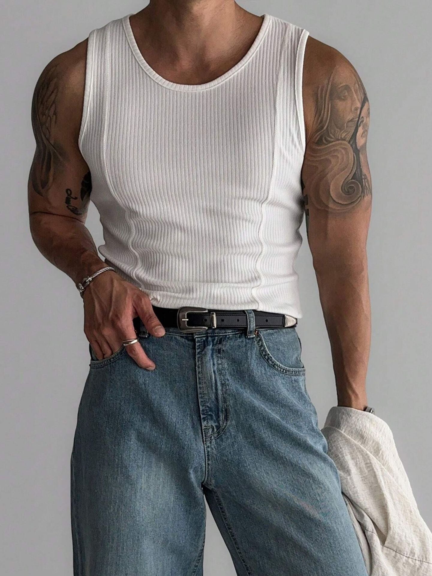 Men Raw Edge Slim Fit T-shirt