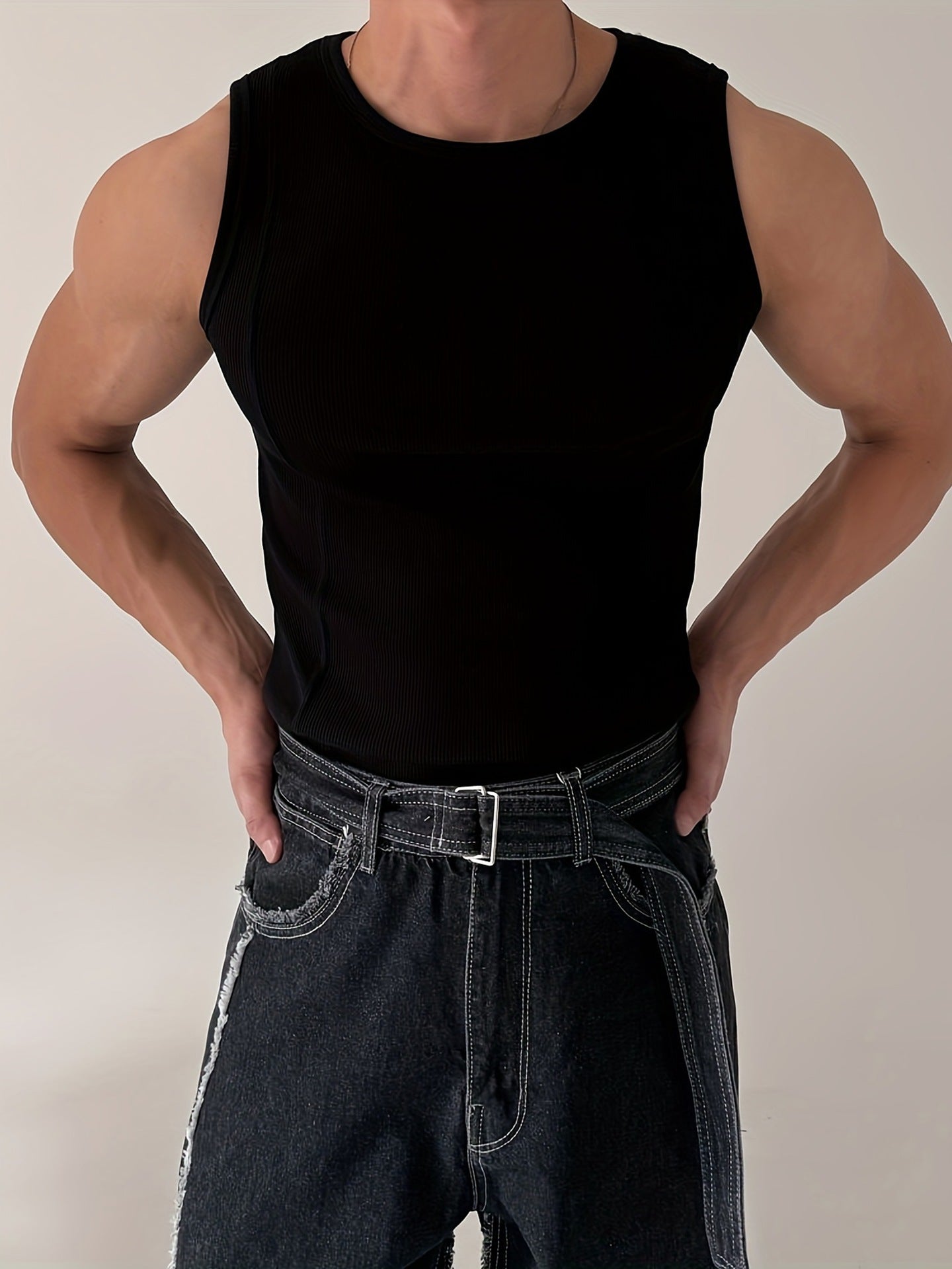 Men Raw Edge Slim Fit T-shirt