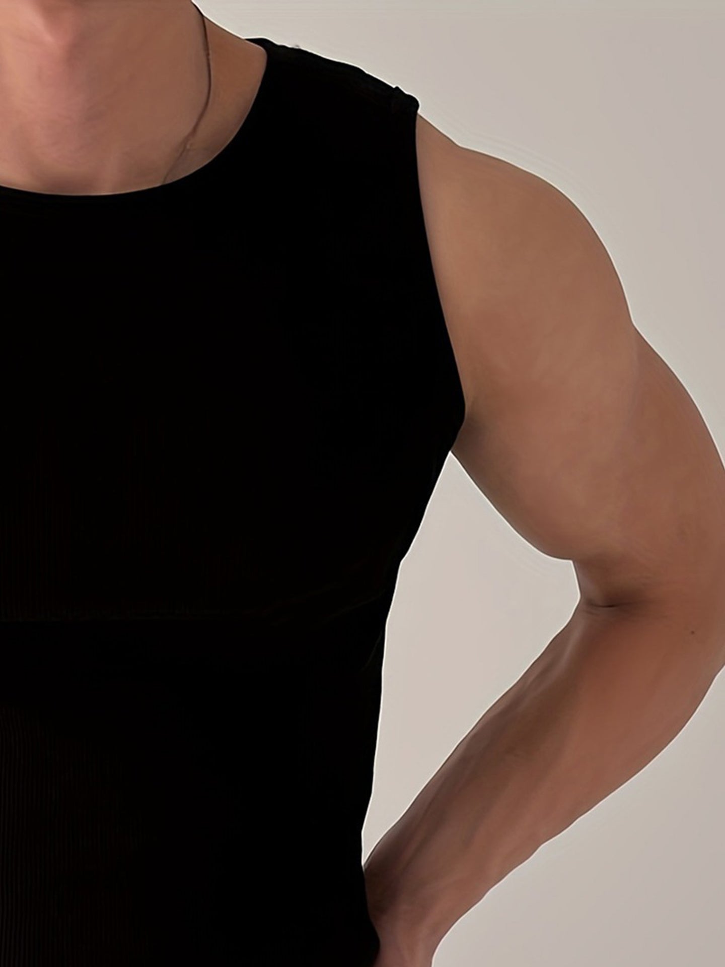 Men Raw Edge Slim Fit T-shirt