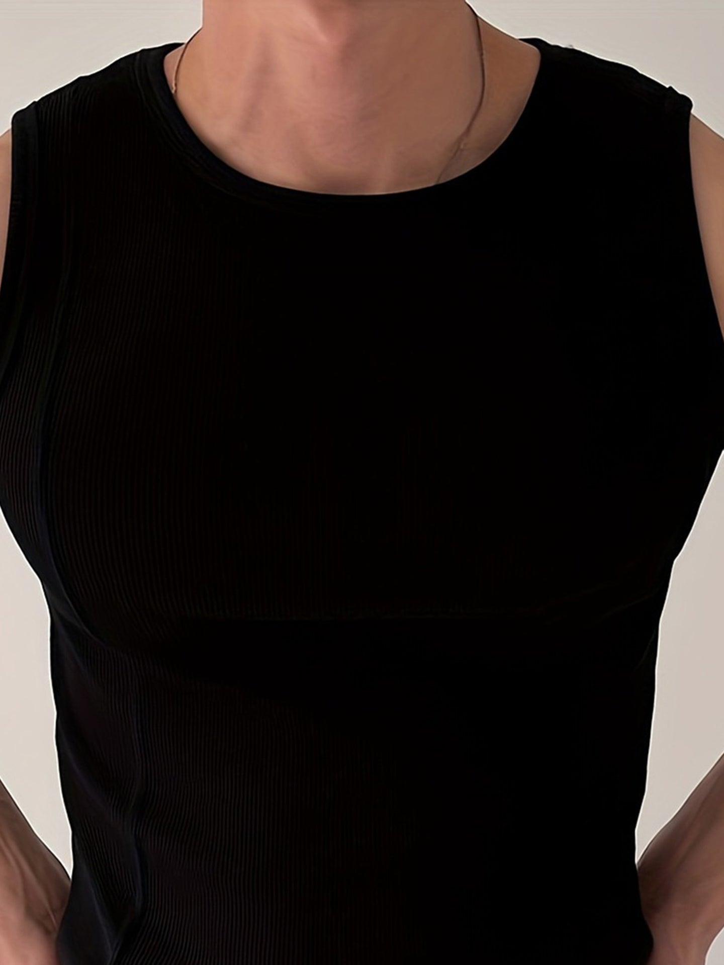 Men Raw Edge Slim Fit T-shirt