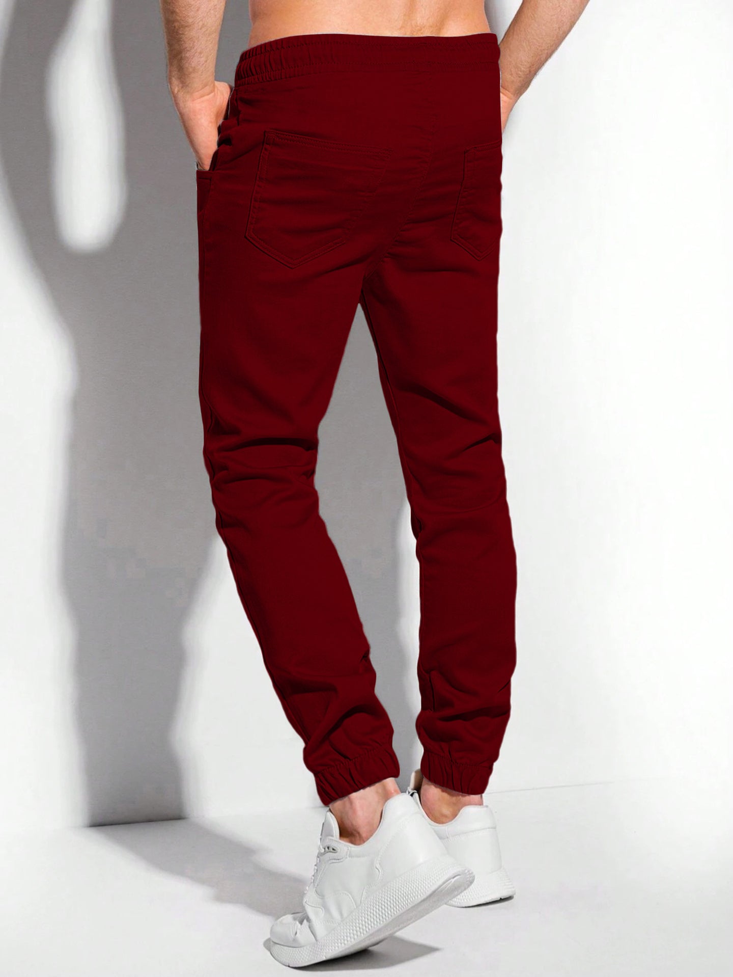 Men Regular Fit Mid-Rise Joggers