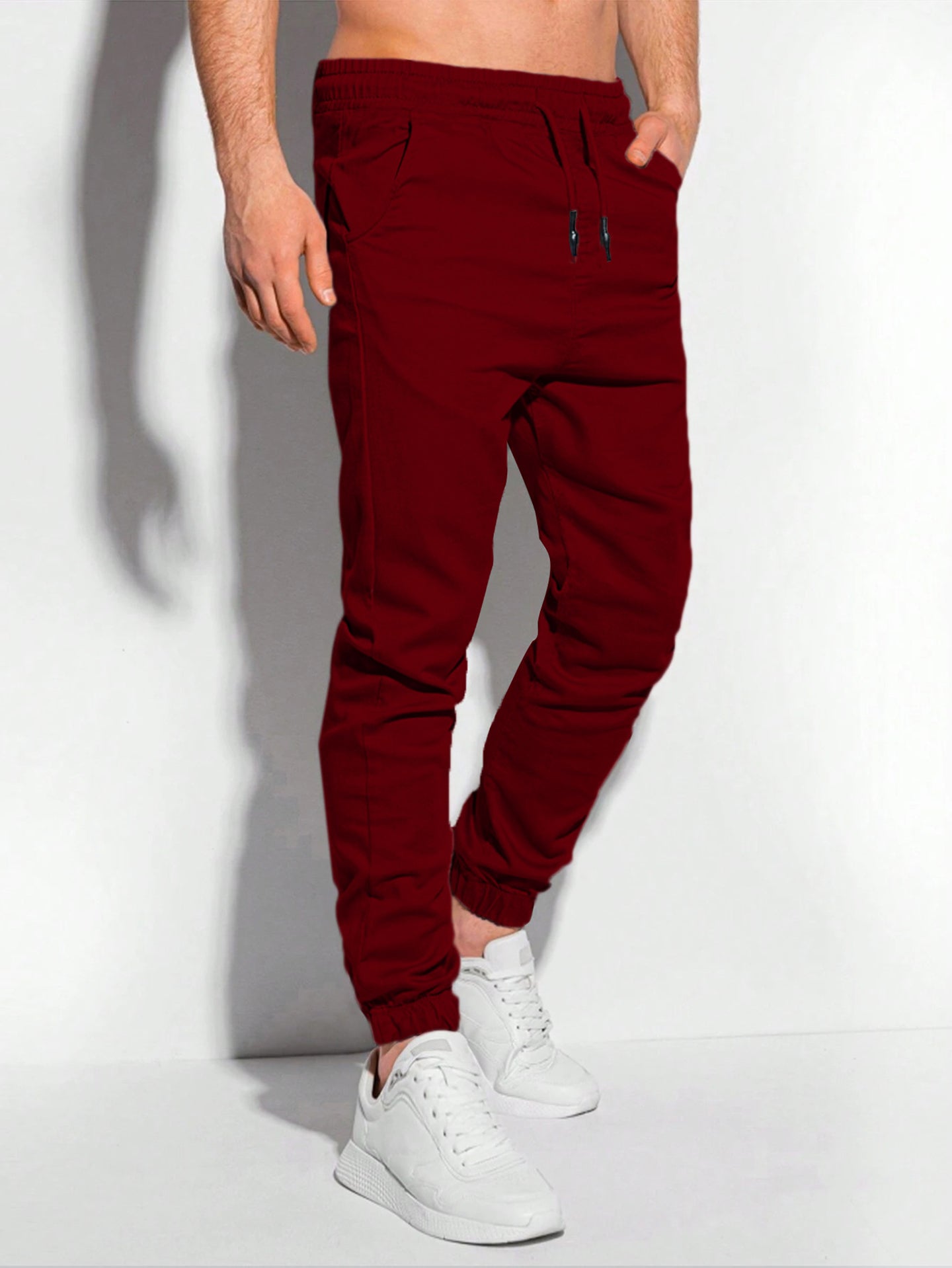 Men Regular Fit Mid-Rise Joggers