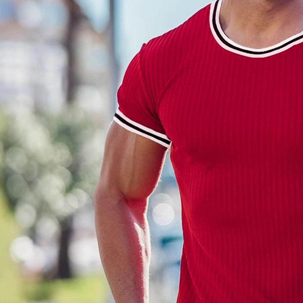 Round Neck Slim Fit T-shirt