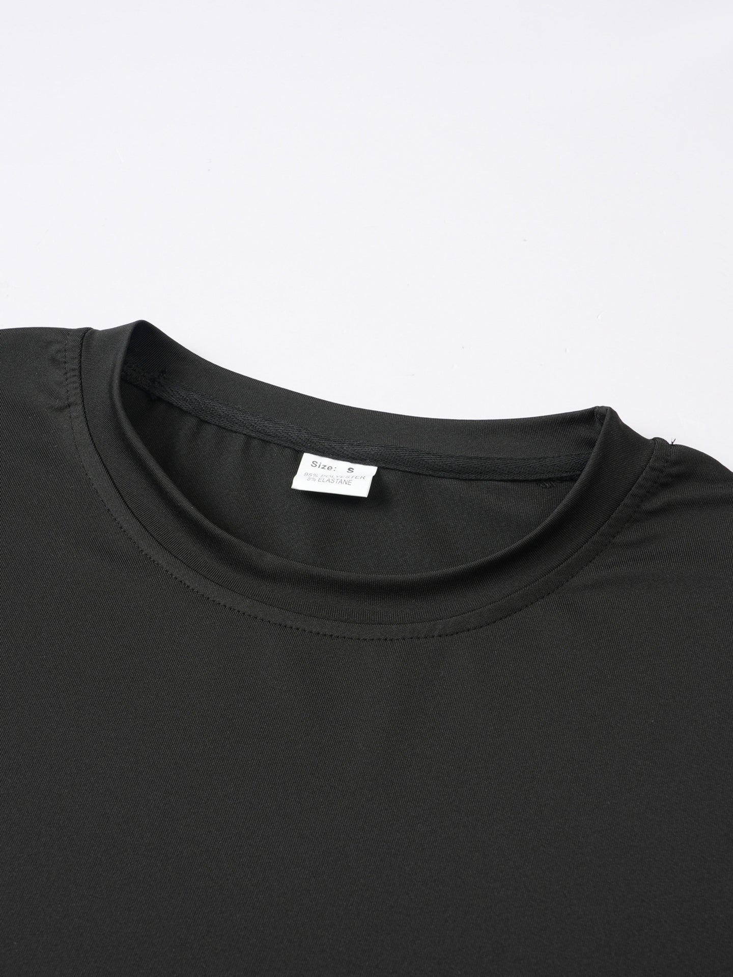 Men Colourblocked Round Neck T-shirt