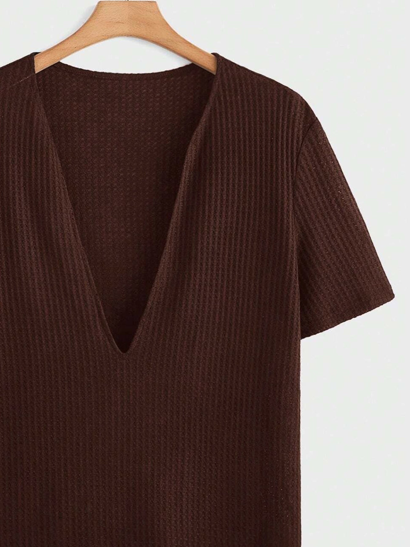 V-Neck Raw Edge Slim Fit T-shirt