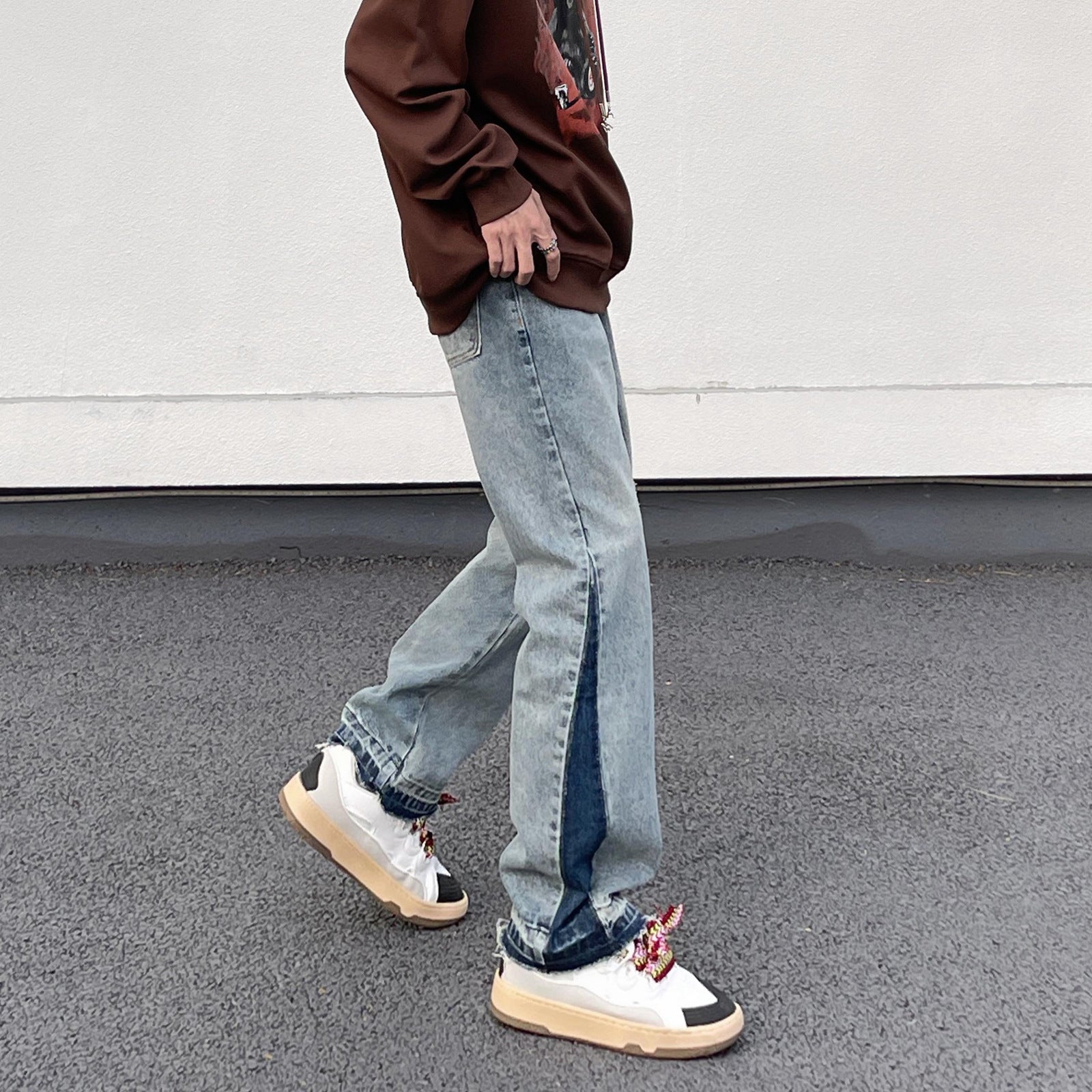 Men Relaxed Fit Heavy Fade Mid-Rise Jeans