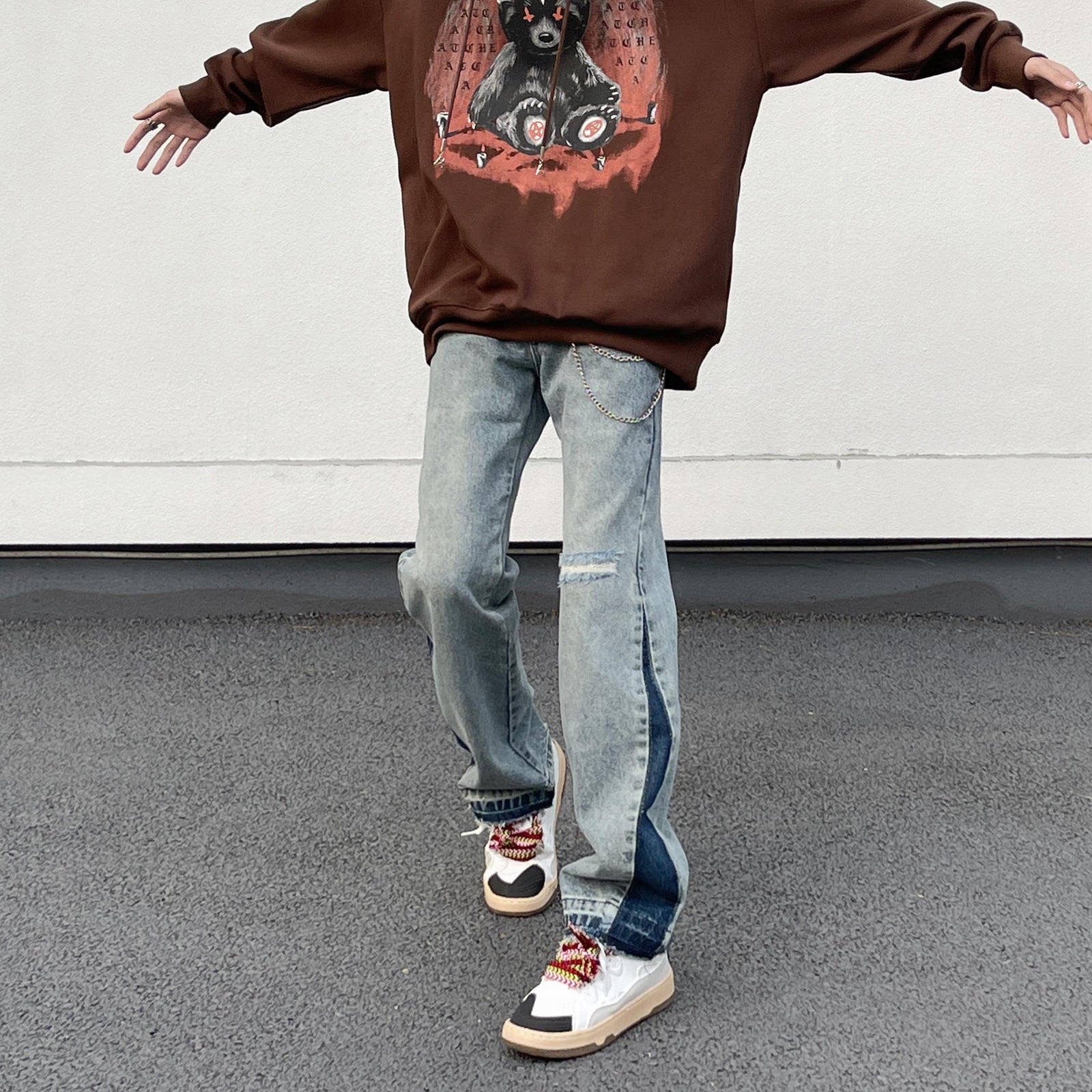 Men Relaxed Fit Heavy Fade Mid-Rise Jeans