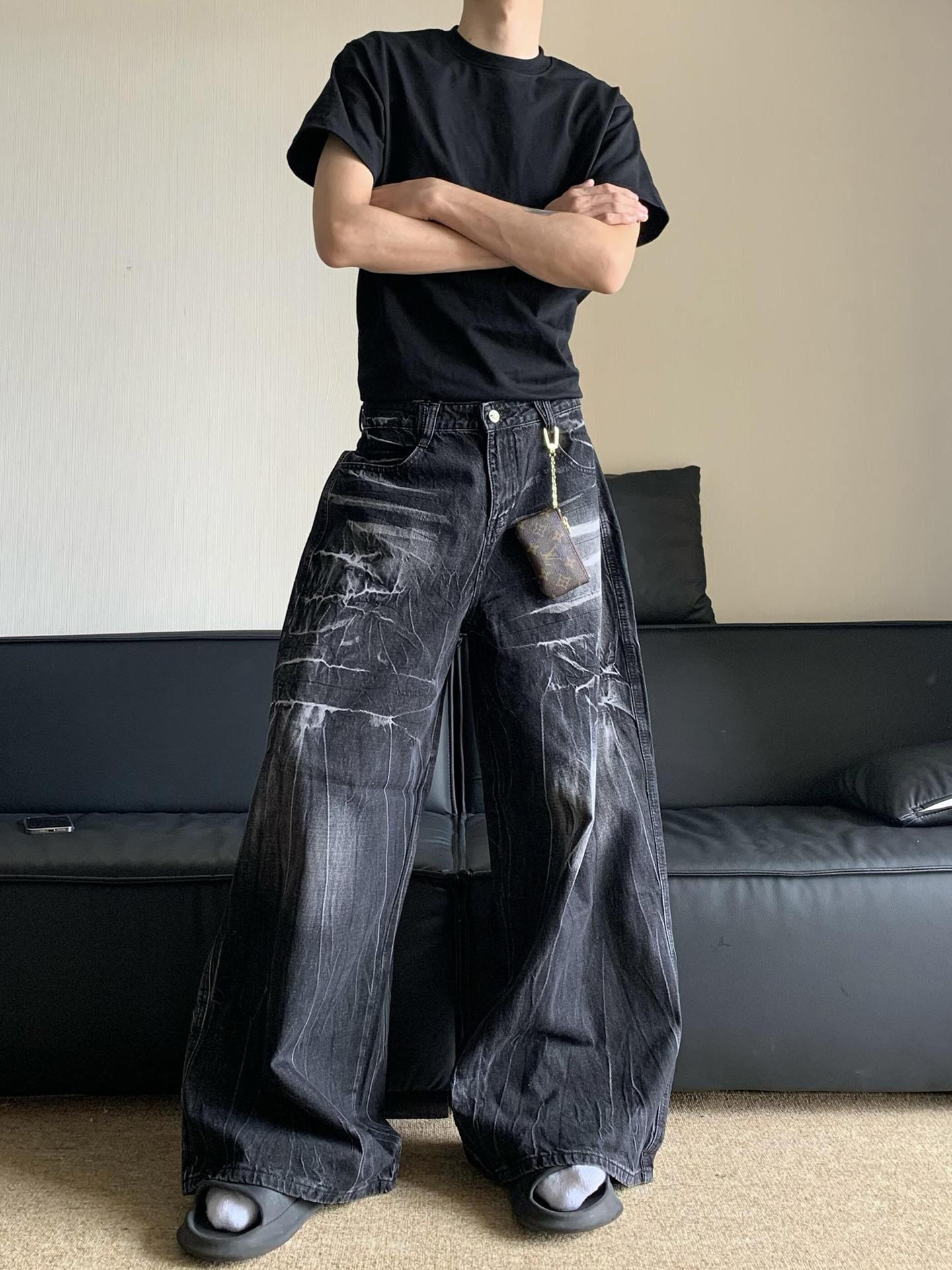 WIDE LEG
