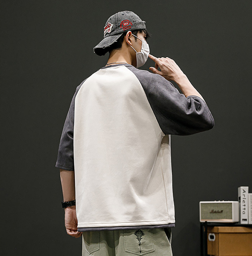 Men Colourblocked Round Neck Oversized T-shirt
