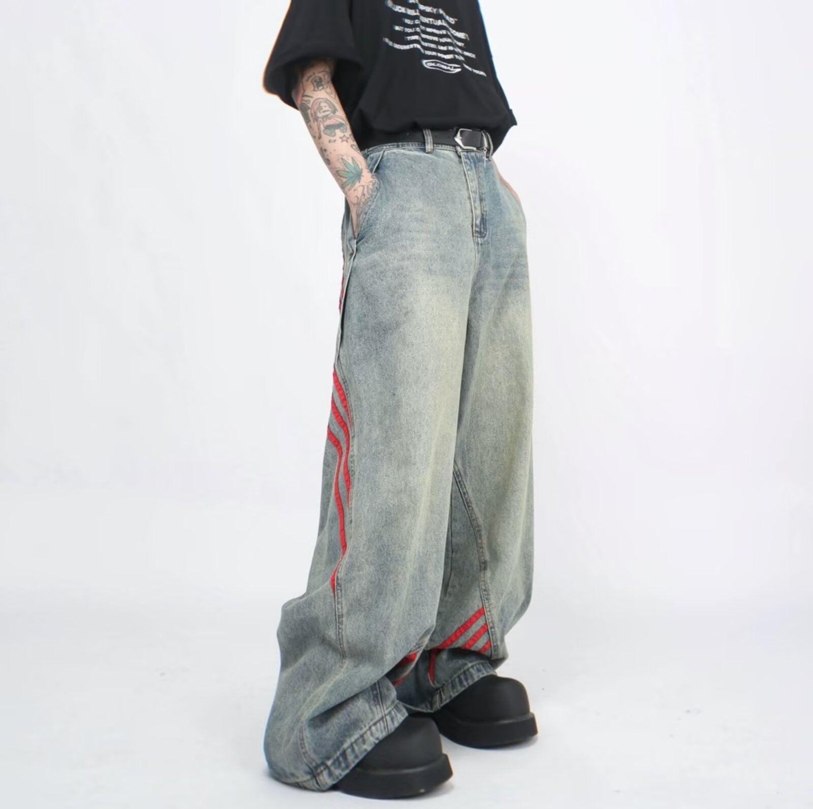 Men Mid-Rise Wide Leg Heavy Fade Cotton Jeans