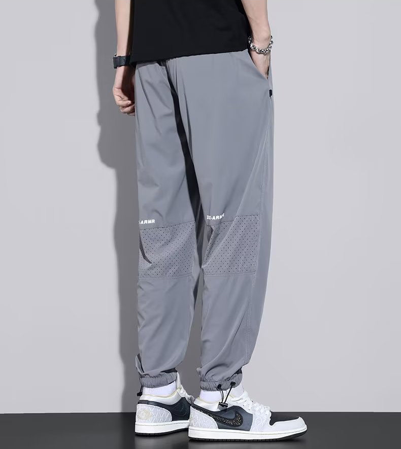 Men Solid Regular Trousers