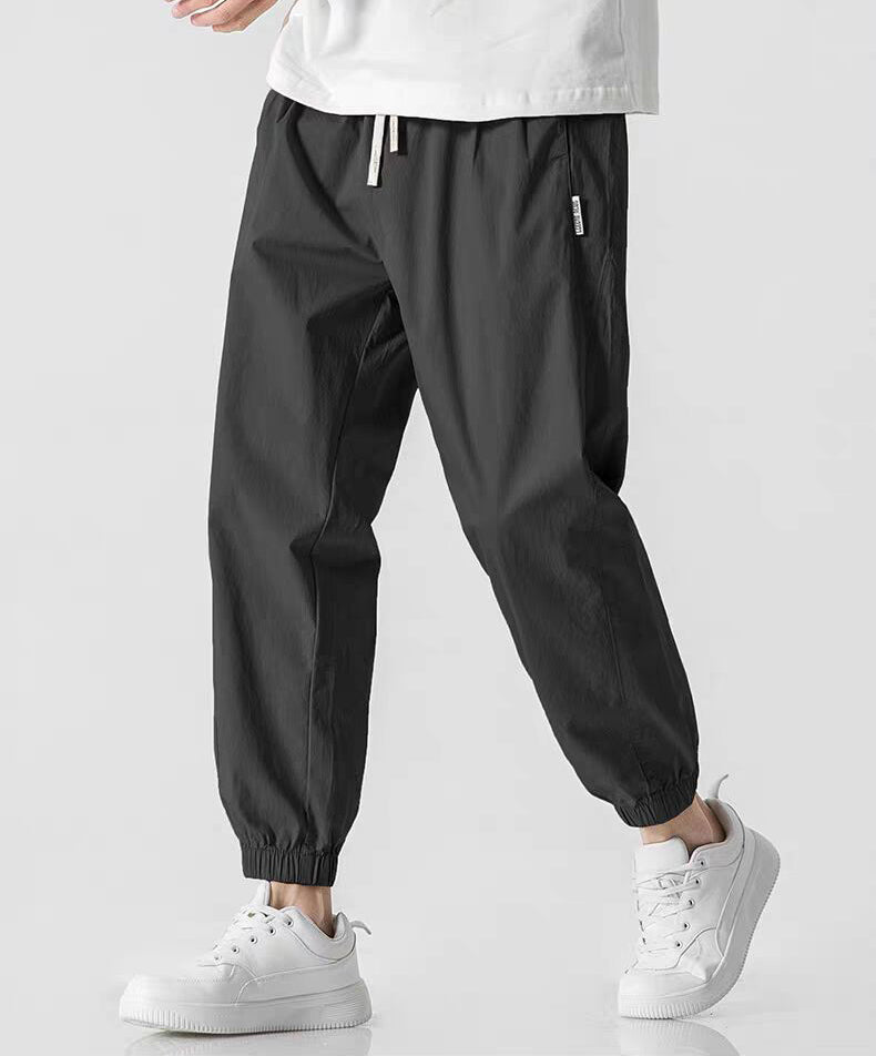 Men Mid-Rise Trousers