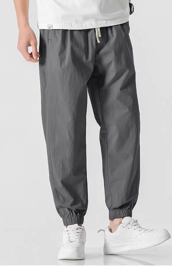 Men Solid Regular Trousers