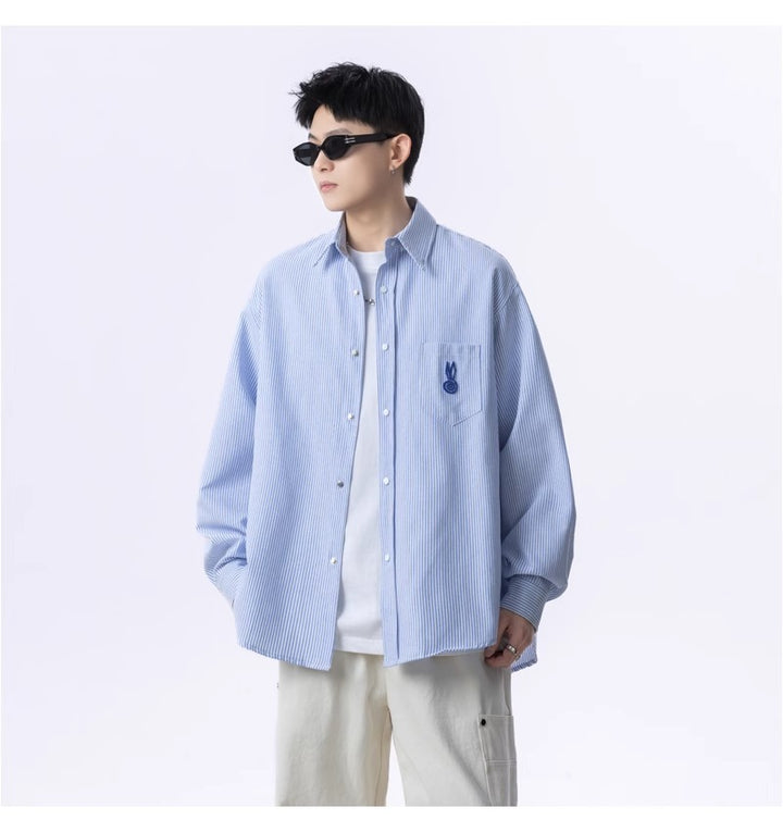 Men Vertical Striped Spread Collar Casual Shirt