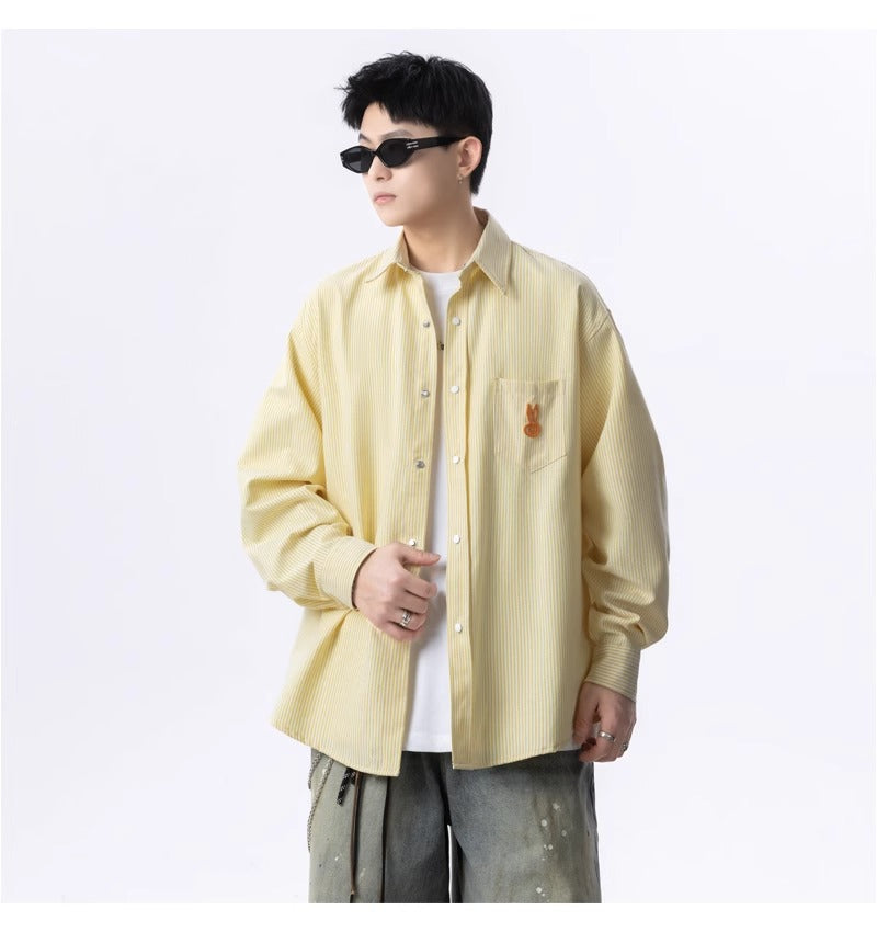 Men Vertical Striped Spread Collar Casual Shirt