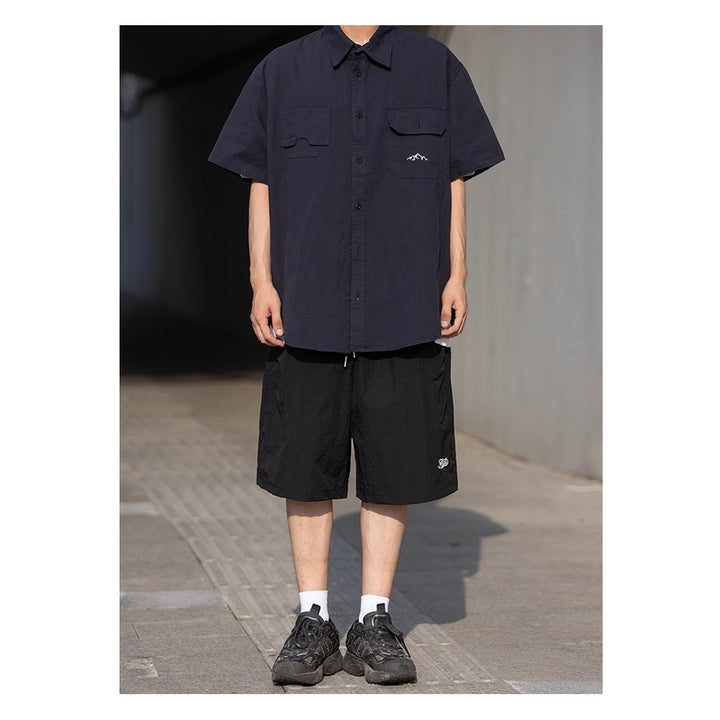Men Solid Spread Collar Casual Shirt