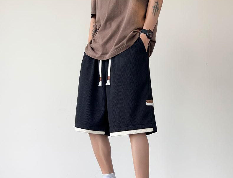 Men Solid Mid-Rise Outdoor Shorts