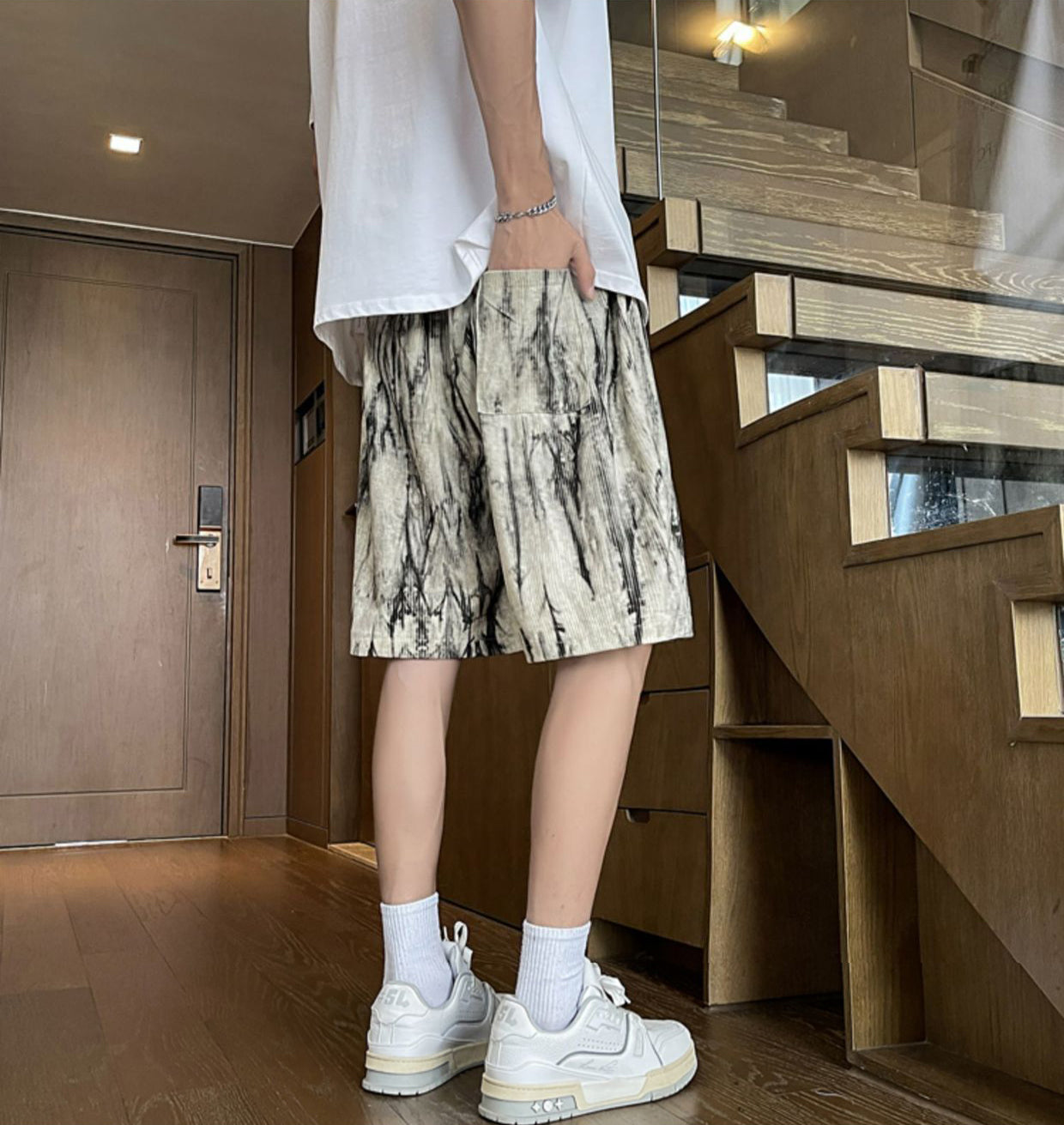 Men Abstract Printed Outdoor Rapid-Dry Regular Shorts