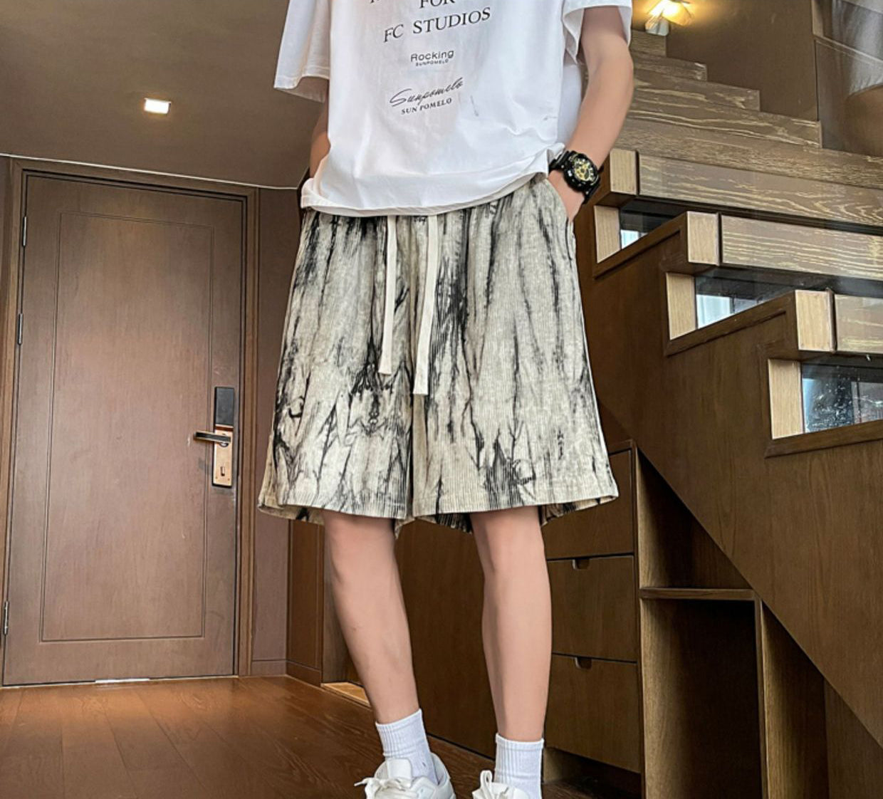 Men Abstract Printed Outdoor Rapid-Dry Regular Shorts