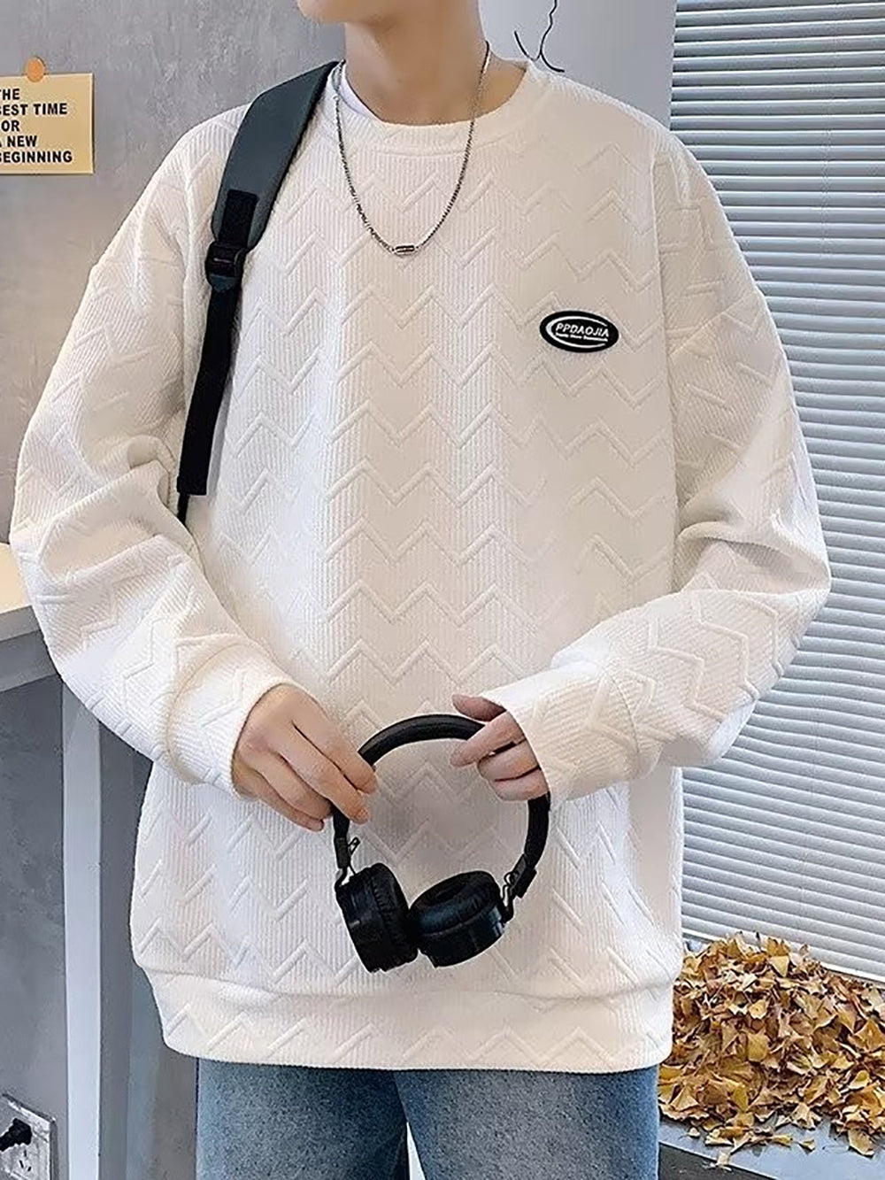 Men Self Design Round Neck Sweatshirt