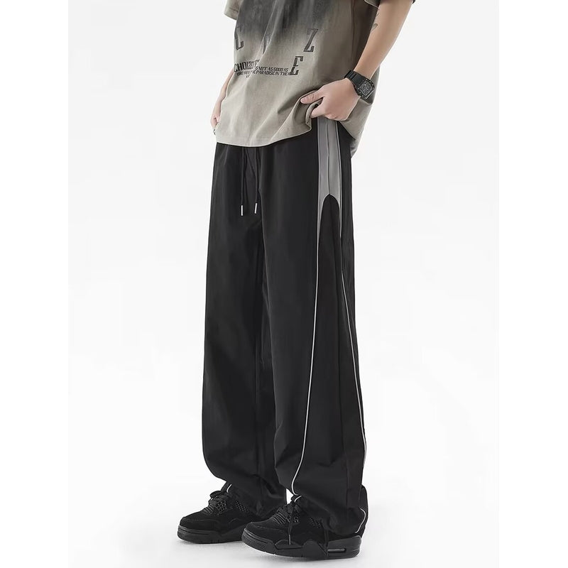 Men Loose Fit Easy Wash Pleated Chinos Trousers