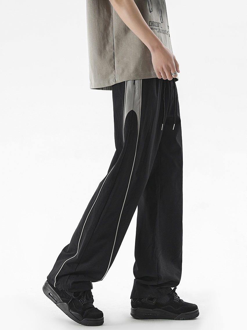Men Loose Fit Easy Wash Pleated Chinos Trousers