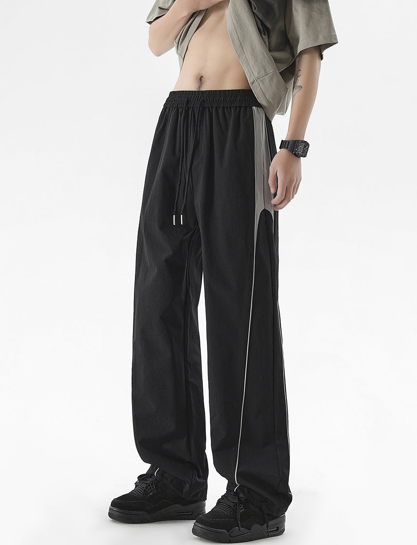 Men Loose Fit Easy Wash Pleated Chinos Trousers