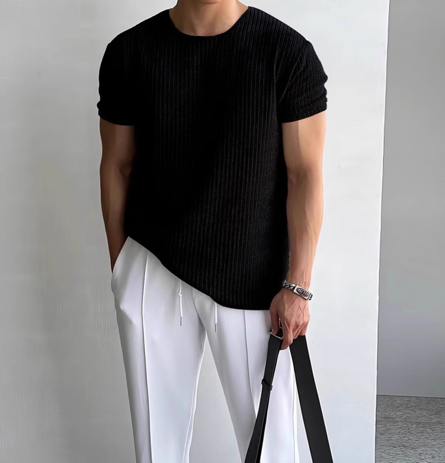 Round Neck Regular Fit Short Sleeves T-shirt