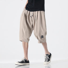 Men Low-Rise Outdoor Shorts