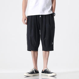 Men Regular Fit Low-Rise Outdoor Shorts