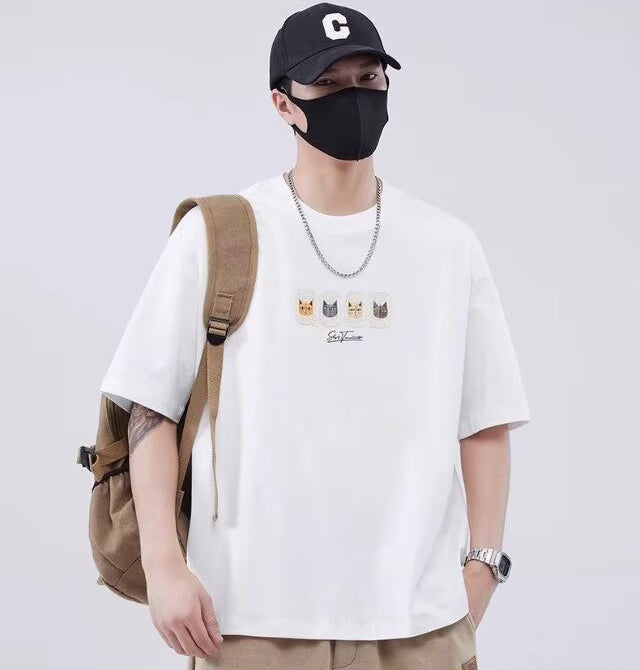 Graphic Printed Round Neck Drop Shoulder Oversized Cotton T-shirt
