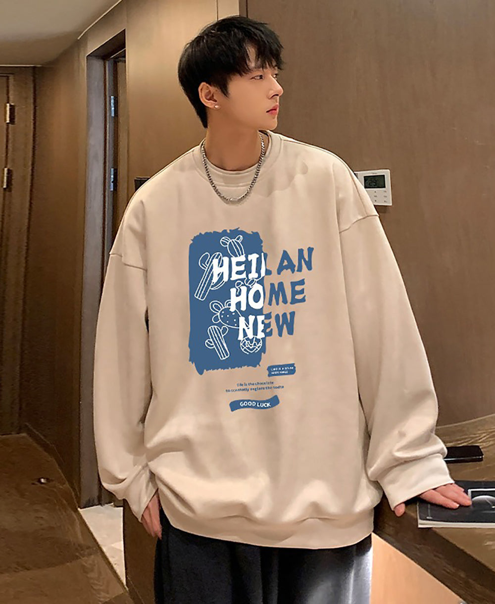 Men Typography Printed Round Neck Pullover Sweatshirt