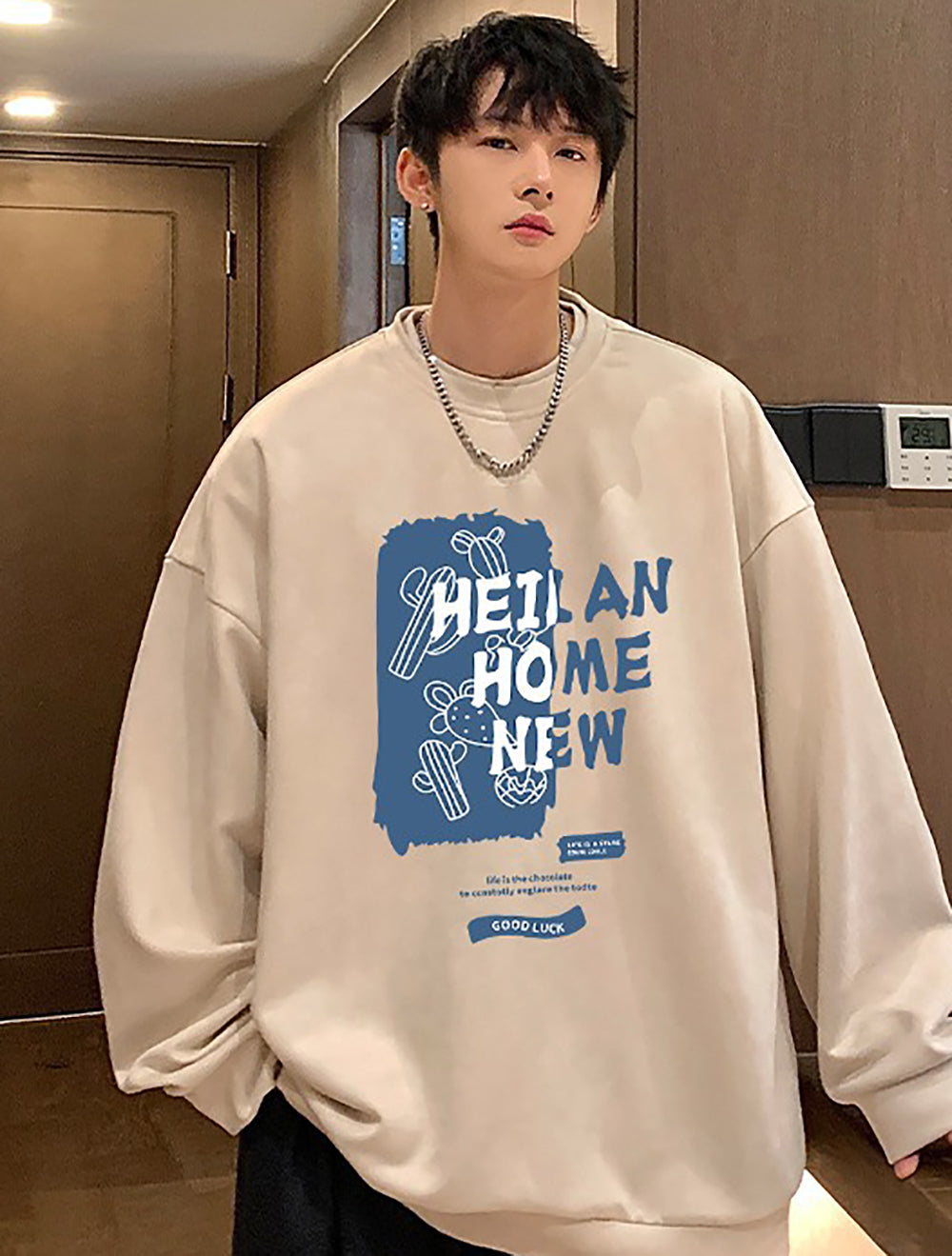Men Typography Printed Round Neck Pullover Sweatshirt