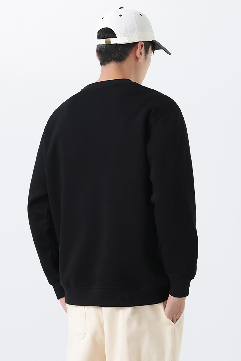 Men Typography Printed Pullover Sweatshirt