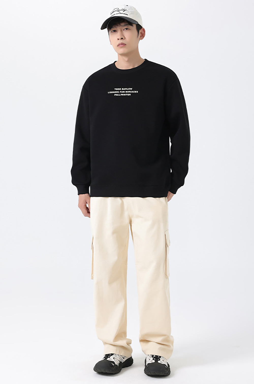 Men Typography Printed Pullover Sweatshirt