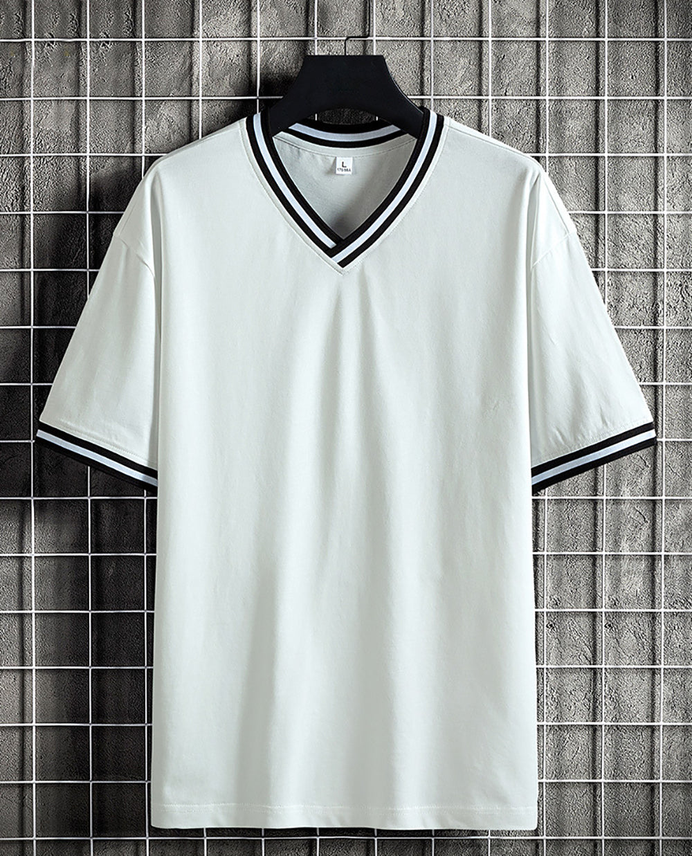 Men Solid V-Neck Cotton T-shirt