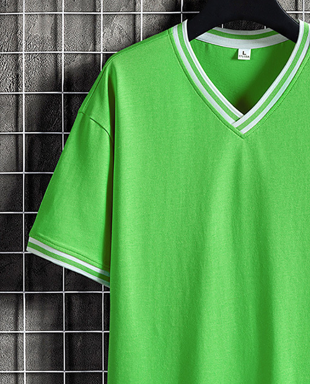 Men Solid V-Neck Cotton Relaxed Fit T-shirt