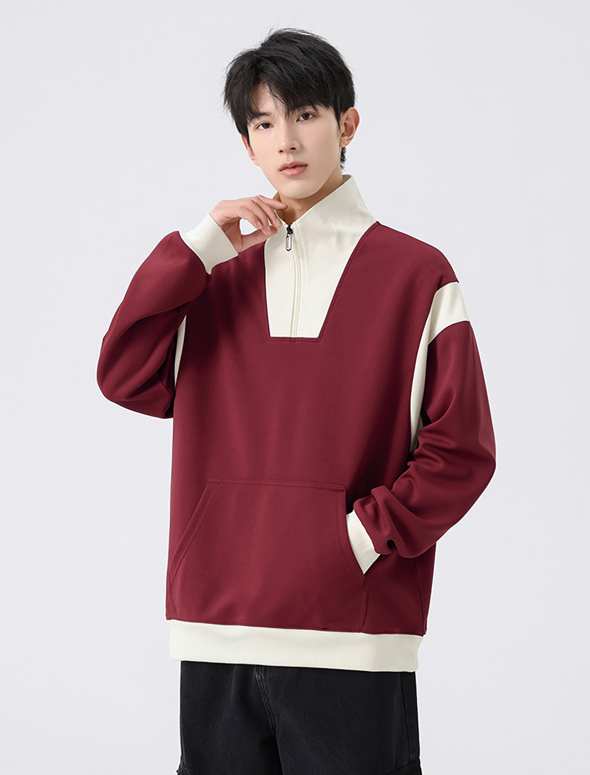 Men Colourblocked Mock Collar Pullover Sweatshirt