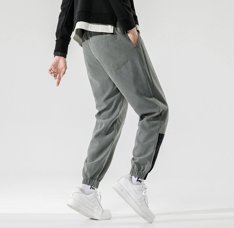 Men Easy Wash Mid-Rise Pleated Trousers