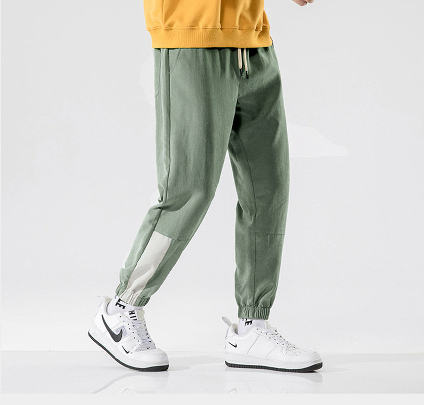 Men Easy Wash Mid-Rise Pleated Trousers