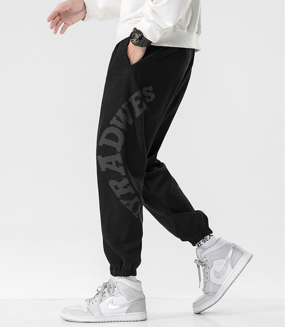 Men Typography Printed Pleated Joggers Trouser