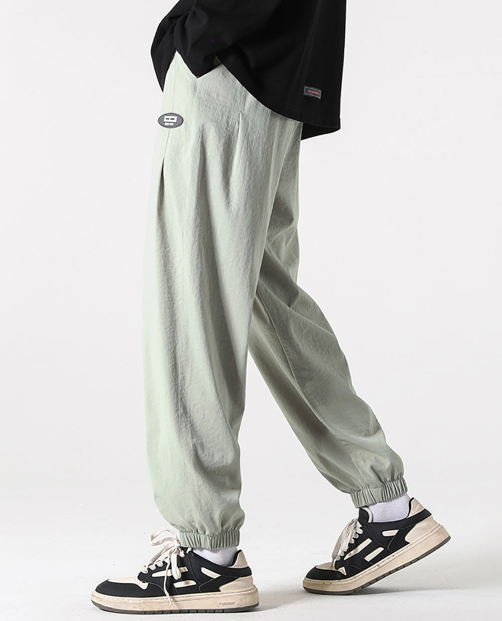 Men Solid Easy Wash Mid-Rise Loose Fit Joggers