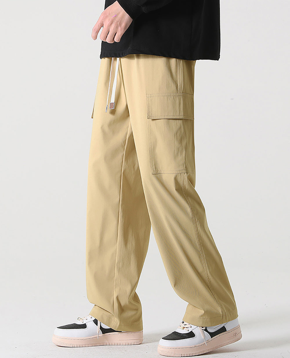 Men Mid-Rise Loose Fit Cargos Trousers