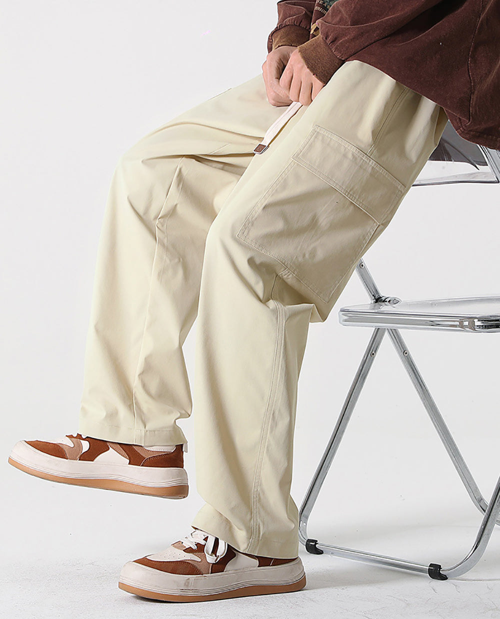 Men Loose Fit Easy Wash Mid-Rise Cargos