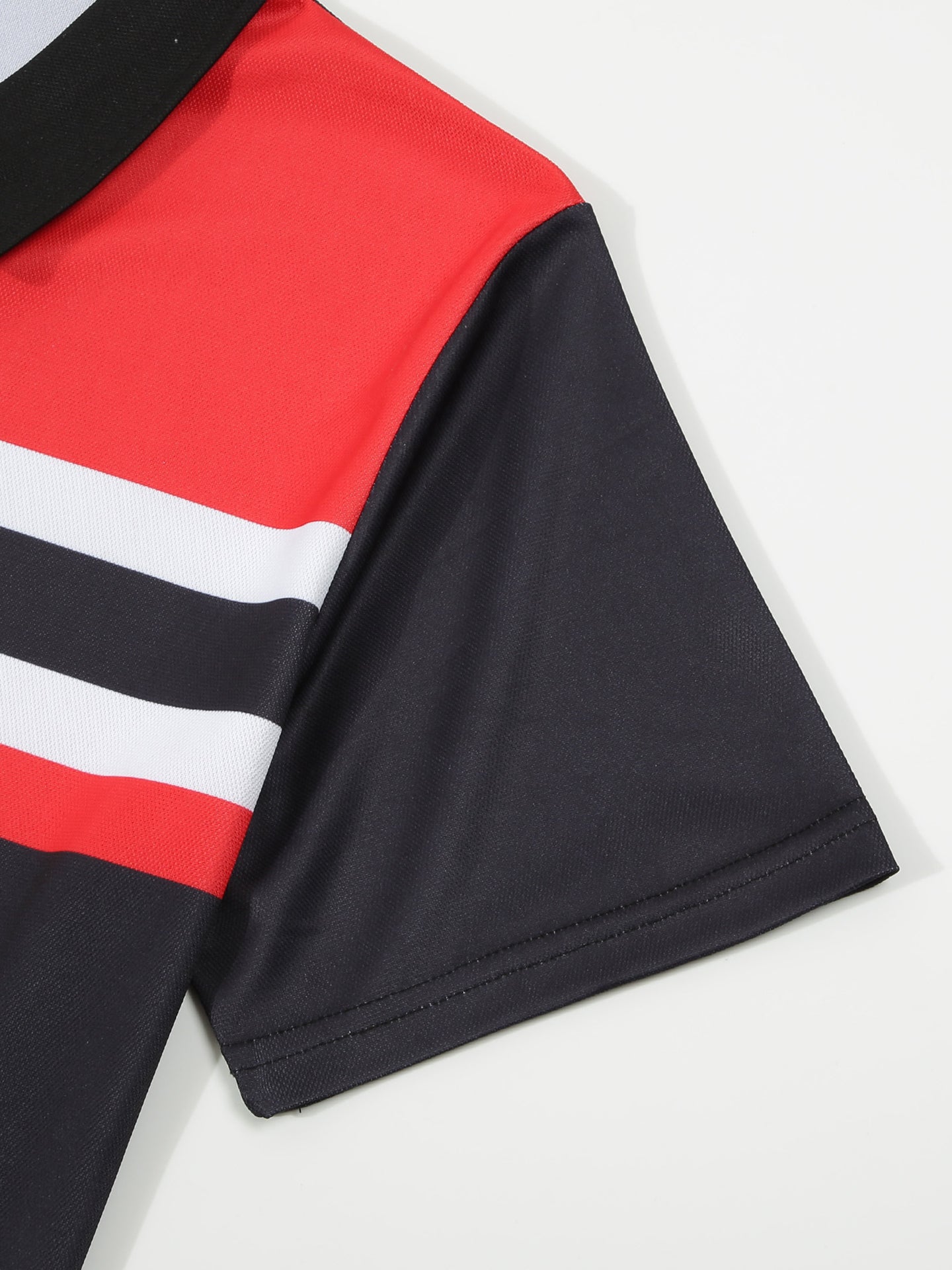 Men Colourblocked Polo Collar T-shirt