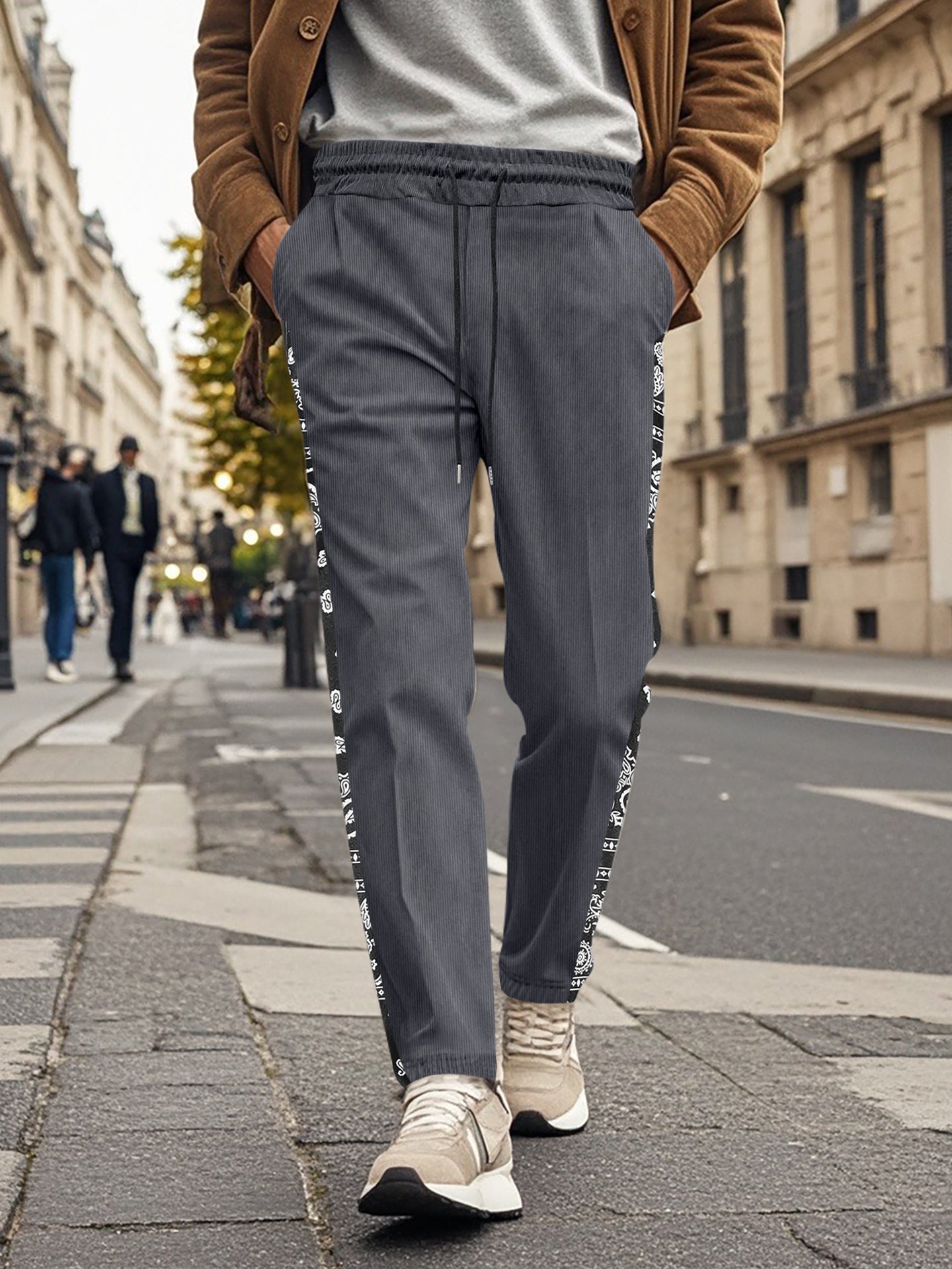 Men Ethnic Motifs Printed Easy Wash Trousers
