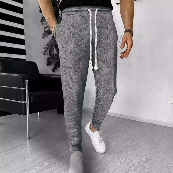 Men Textured Mid-Rise Regular Fit Easy Wash Joggers